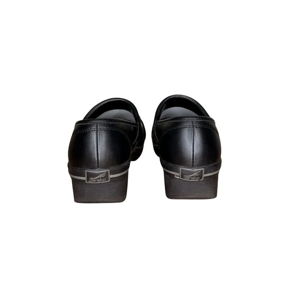 Dansko Women’s Professional Clogs Size 9.5 (EU 40) Black Leather Nursing